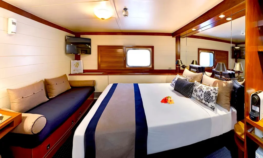 A cabin onboard a Fiji Caption Cook Cruise.
