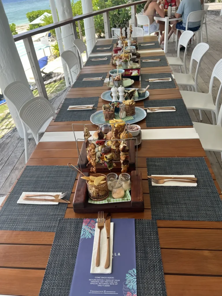 malamala-beach-club-fiji-food