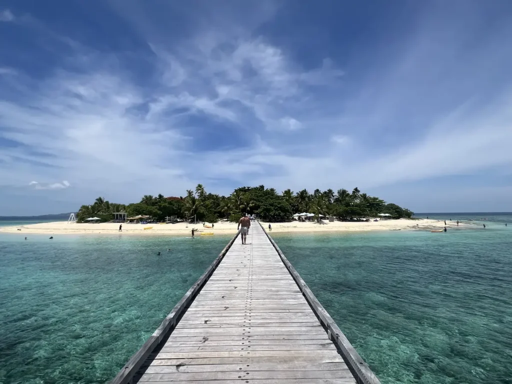 malamala-beach-club-fiji-jetty