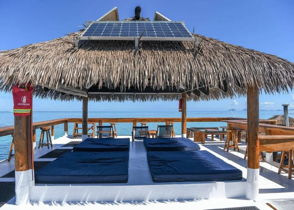 cloud-9-day-trip-fiji-day-bed